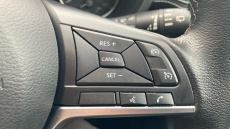 Nissan Juke 1.0 DiG-T 114 N-Connecta 5dr Petrol Hatchback